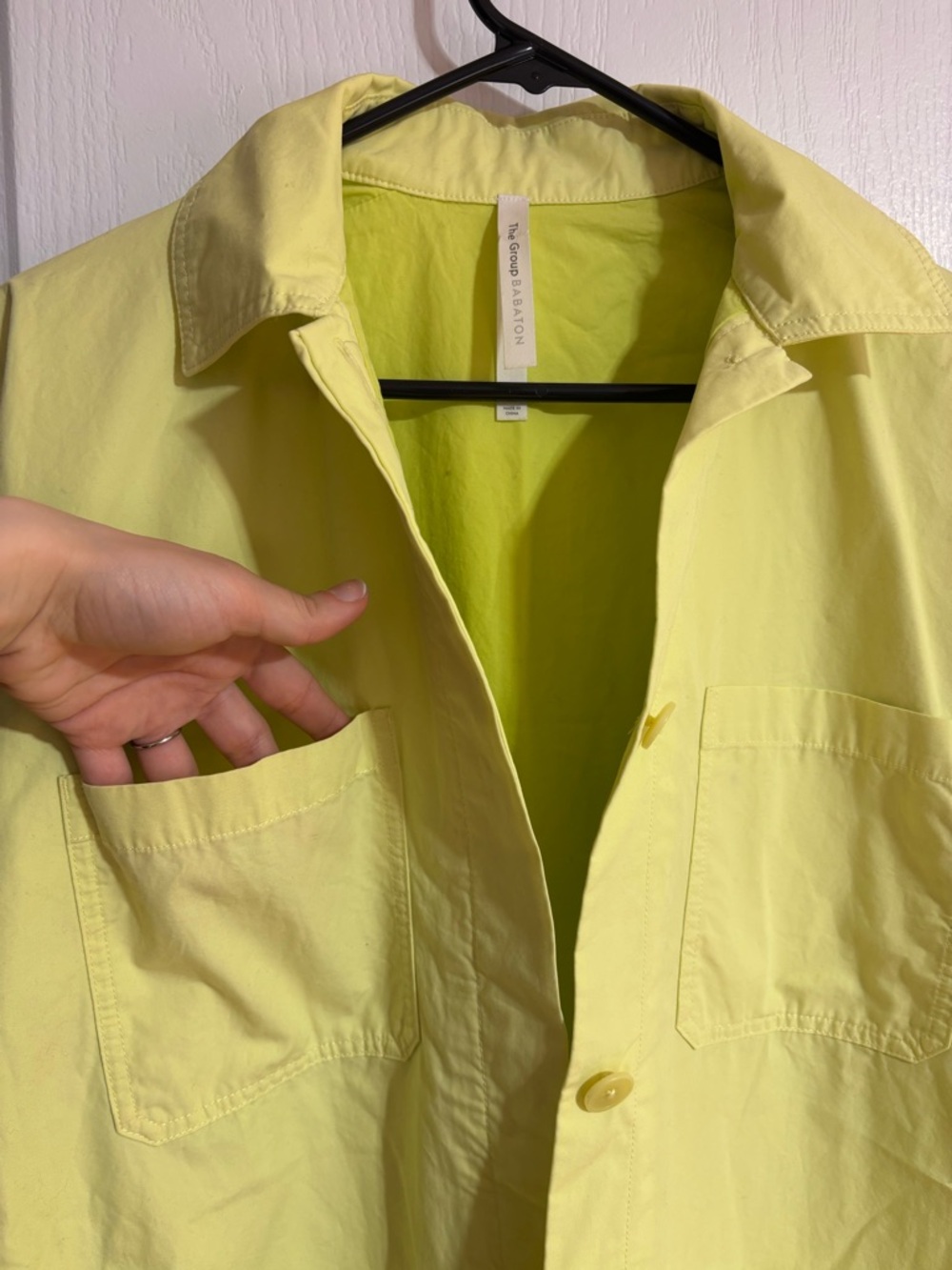NWT Aritzia Babaton Graydon Oversized Cotton Shacket Sulphur Yellow Size Small - Picture 2 of 8